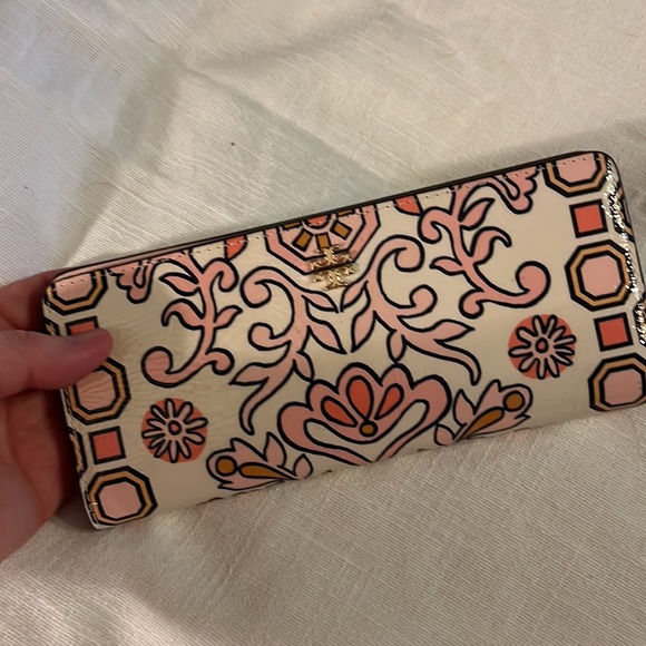 Stunning Tory Burch bag - Picture 3 of 16